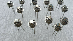 Ростех запускает серийное производство отечественных воспламенителей для БПЛА и космической техники